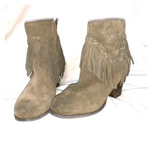 Fringed booties